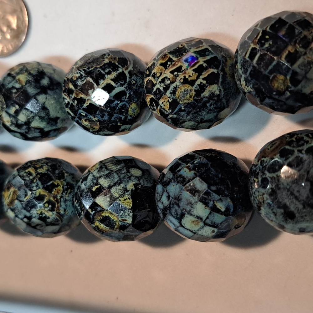 Vintage sparkling beads for jewelry making